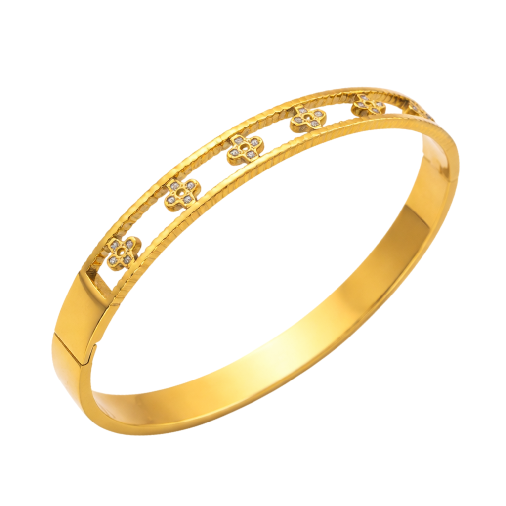 [Pre-order✨] High-End Clover Open-Work Bangle / 18K Gold PVD Statement Bracelet